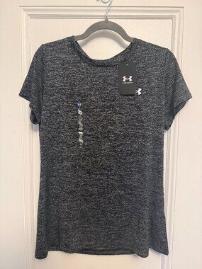 NWT Under Armour Women's Tech Twist Crew T-Shirt, Loose Fit, Black/Silver